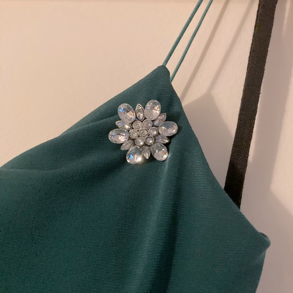 Ruby Rox Vintage Emerald Green Ruffle Hem Spaghetti Strap Mini Dress Size Small - Picture 4 of 8